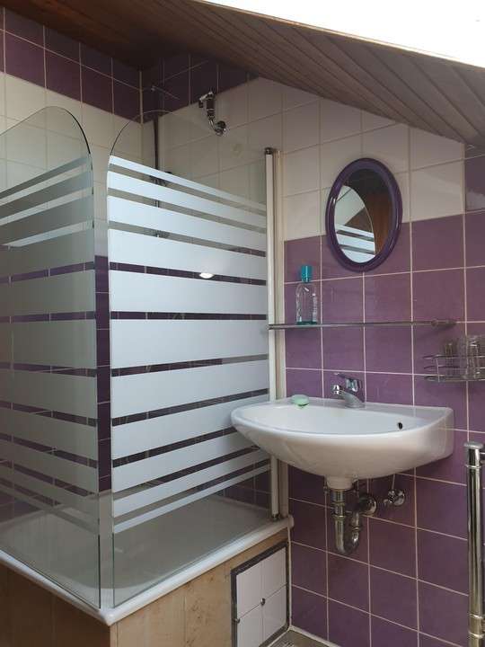 Sie wollen ein möbliertes, großzügiges Mehrfamilienhaus? Das lässt sich einrichten! 