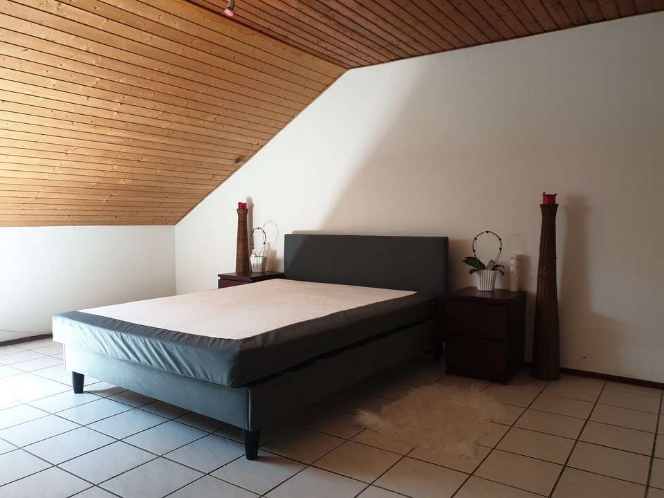 Sie wollen ein möbliertes, großzügiges Mehrfamilienhaus? Das lässt sich einrichten! 